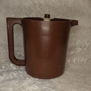 Tupperware: Brown Beverage Pitcher